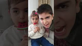 TikTok Videolarımız - Mila Karpuzlu Şekeri Nereden Buldun Banada Verseneee. Resimi