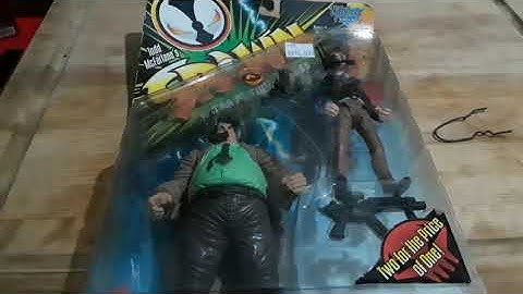 unboxing Todd McFarlane spawn Ultra action figures Sam and twitch Detective  figures