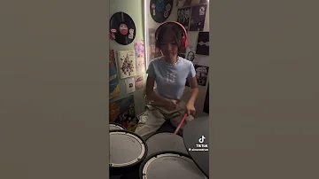 Https Vt Tiktok Com ZSAkqLW5w 
