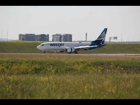 Calgary Airport Planespotting! | Beautiful Summer Day!