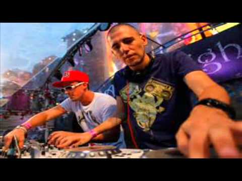 Dimitri Vegas & Like Mike vs Afrojack - Van Gogh (Tomorrowland 2014)