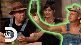 Contestant’s Perfect Green Absinthe Impresses Judges | Moonshiners: Master Distiller