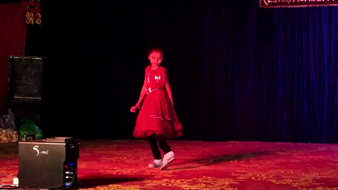 Single Dance By :- Class 2nd Gayatri Dawar Annual Function 2025