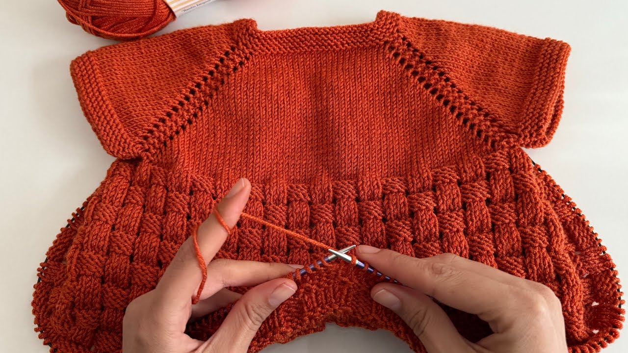 HAYRAN KALACAĞINIZ ÇOK ŞIK YAKADAN BAŞLAMA BEBEK YELEĞİ BAŞTAN SONA ANLATIMI♥️#knitting #örgü 