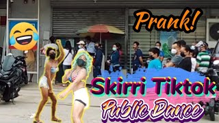 Download Lagu Tiktok Prank! Skirri Public Dance |  BrettJie In Tandem MP3