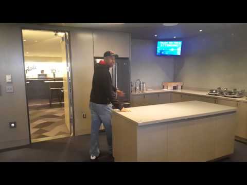 Video: Suites, Boxes, Private Lounges sa Barclays Center