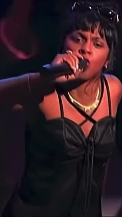THROWBACK Junior Mafia Performs Player’s Anthem Live at 1995 Source Awards