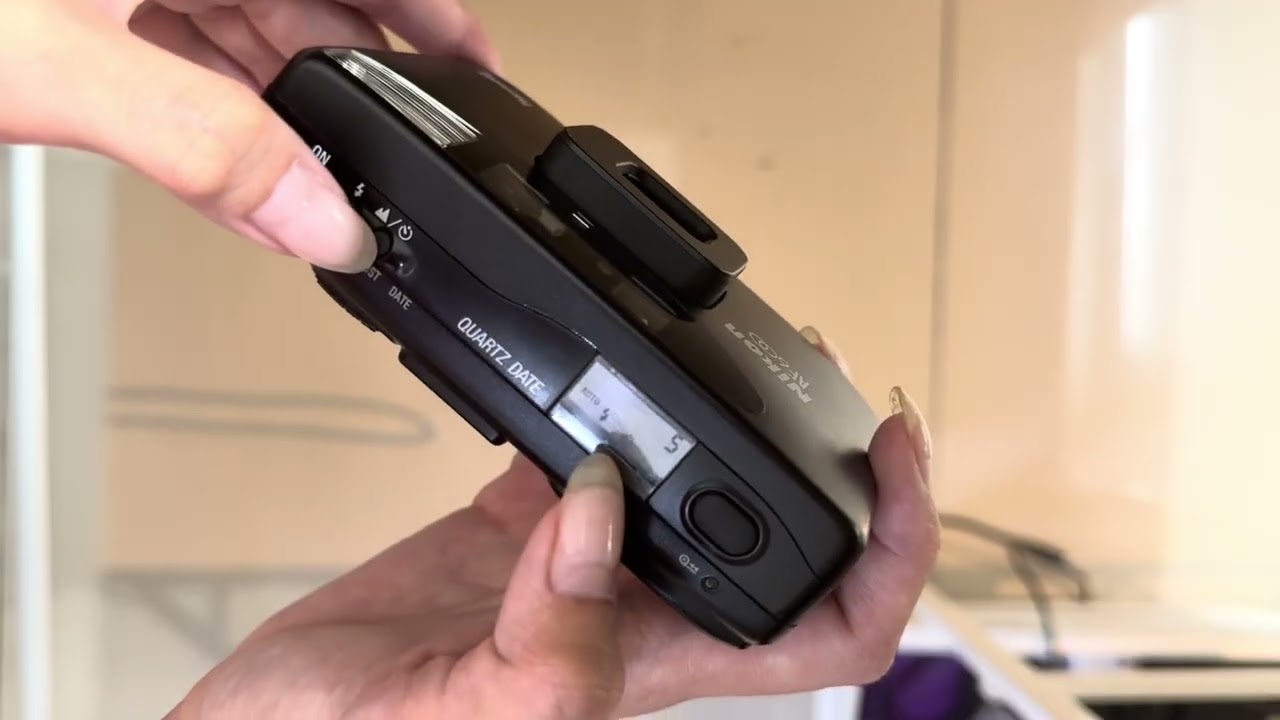 Nikon AF600 - YouTube