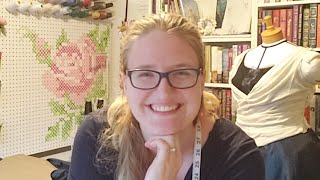 🔴Sew With Me || Live Stream
Evening Chat while I work on a my Gala Gown for Costume College 2019
BOOK MENTIONED:
Authentic Victorian Dressmaking Techniques
🇺🇸https://amzn.to/2l79YE5
🇨🇦https://amzn.to/2l671ng
Authentic Victorian Fashion Patterns
🇺🇸https://amzn.to/2l7P3Rl
🇨🇦https://amzn.to/2l4GsyK
The Voice of Fashion: 79 Turn of the century Patterns (Apportioning Rulers Inside)!
🇺🇸https://amzn.to/2jDeA4n
🇨🇦https://amzn.to/2jDila4
Patterns of Fashion 2
🇺🇸https://amzn.to/2l5XoVE
🇨🇦https://amzn.to/2l67DJA
OTHER MENTIONS:
Festive Attyre: Using Apportioning Rulers
http://www.festiveattyre.com/2012/01/pattern-drafting-with-apportioning.html
Pacific Northwest Historic Costume Society
https://www.instagram.com/thepacificnorthwesthistoric/
Jennifer of Historical Sewing
Fitting a bodice on yourself:
https://historicalsewing.com/fitting-bodice-yourself 🔴Sew With Me || Live Stream