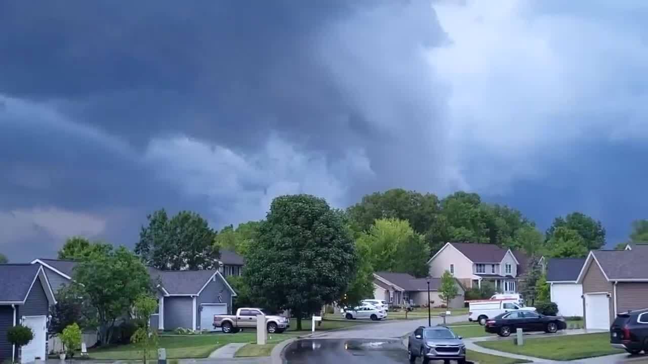 Tornadoes Reported in Indiana as Remnants of Beryl Linger - YouTube