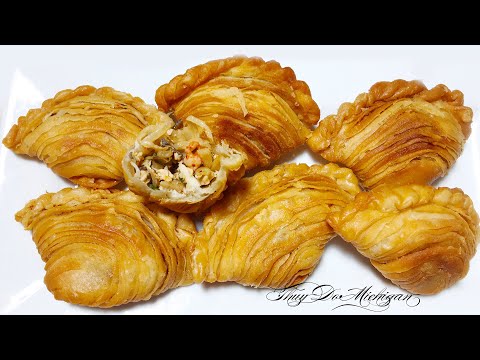 Video Bánh Gối Quai Vạc Vỏ Sò Nhân Tôm Thịt Khoai - Spiral... - youtube