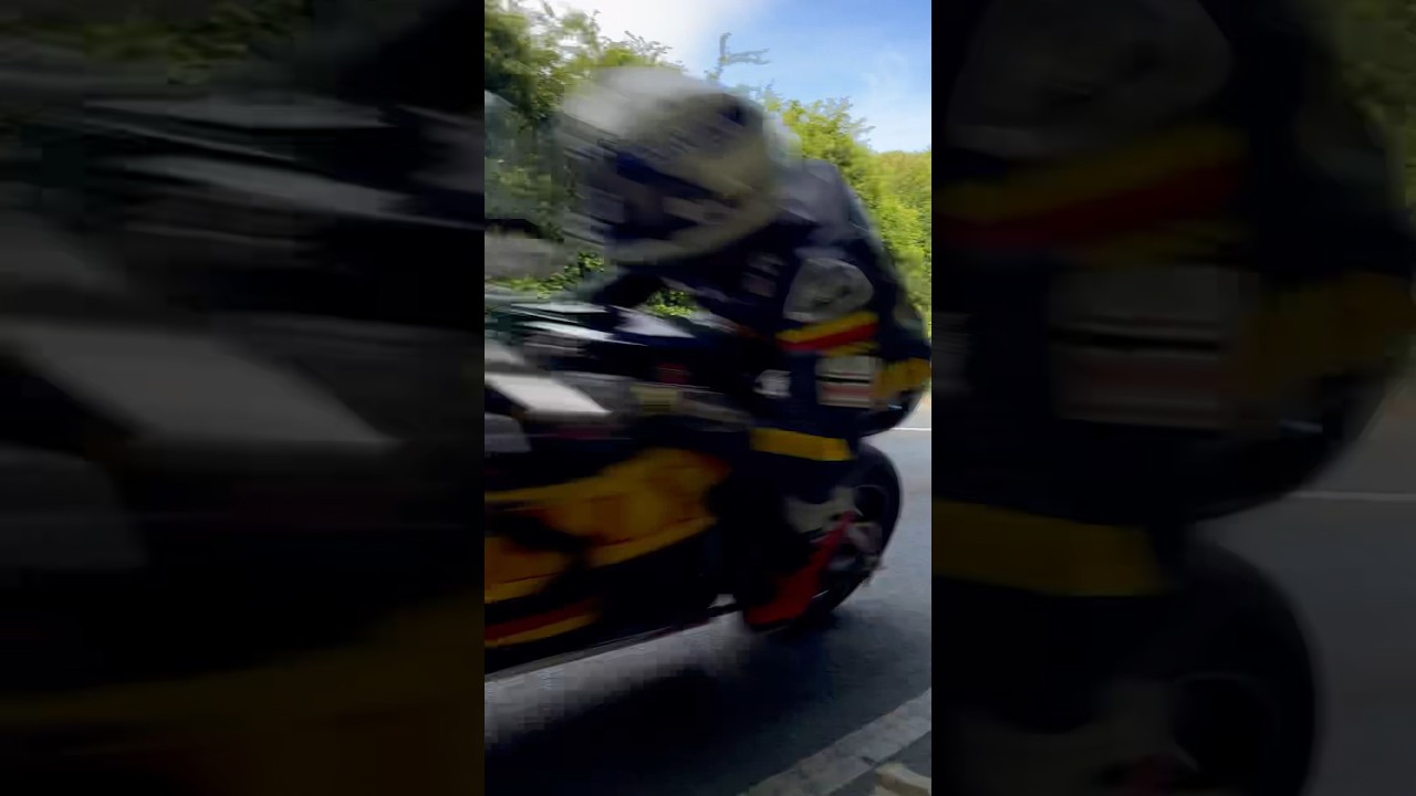 Conor Cummins Full Throttle - Isle of Man TT