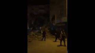 Elaziğ Dan Son Daki̇ka Vi̇deolar - 6,8 Li̇k Deprem - Evler Yikilmiş - Arabalar Ezi̇lmi̇ş