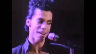 Video thumbnail of "Prince & The Revolution - Kiss (Parade Tour, Live in Detroit, 1986)"