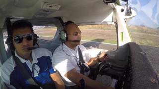 Cessna 152 Touch and Go - 02 OMNI Aviation