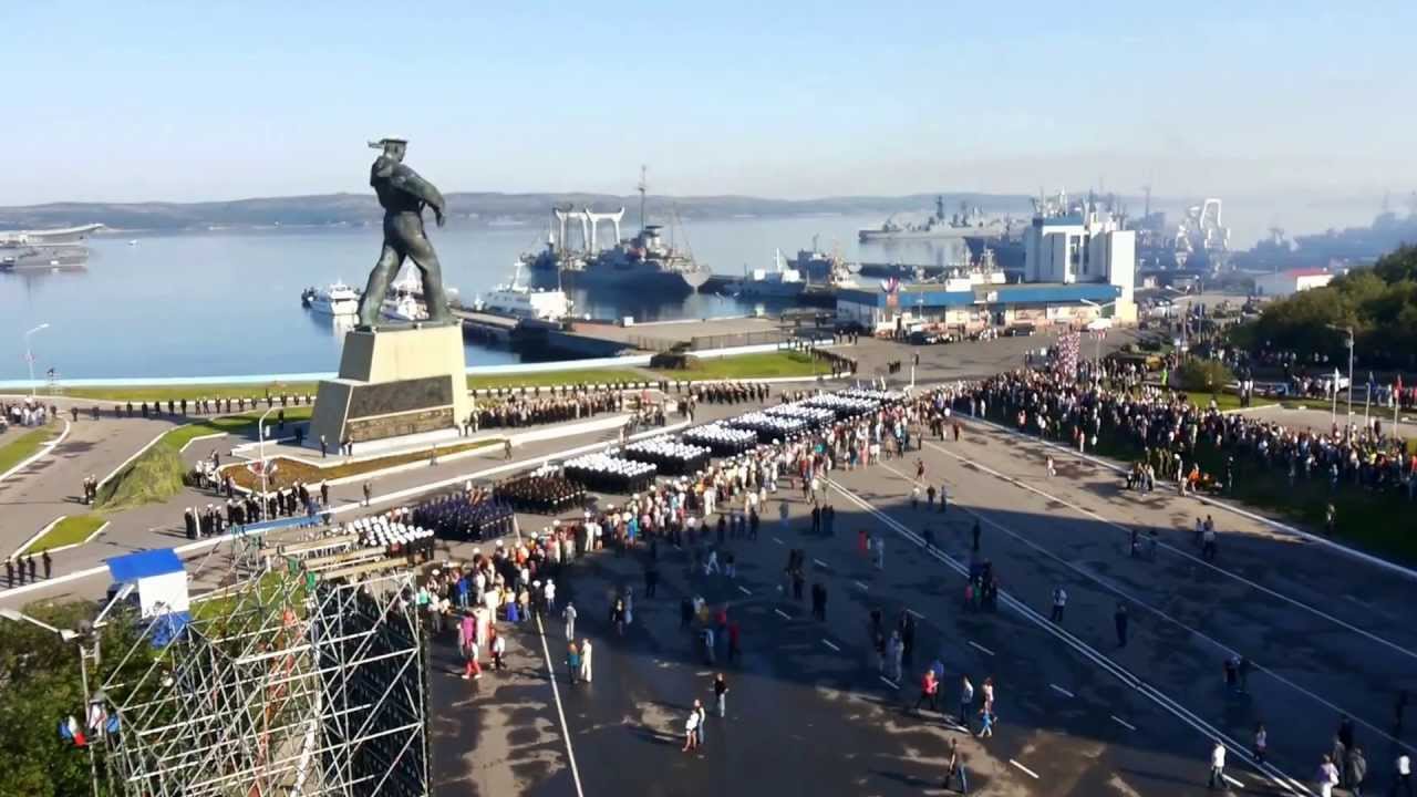 В Североморске накануне праздника ветеранам разнесут подарки В Североморске накануне праздника ветеранам разнесут подарки