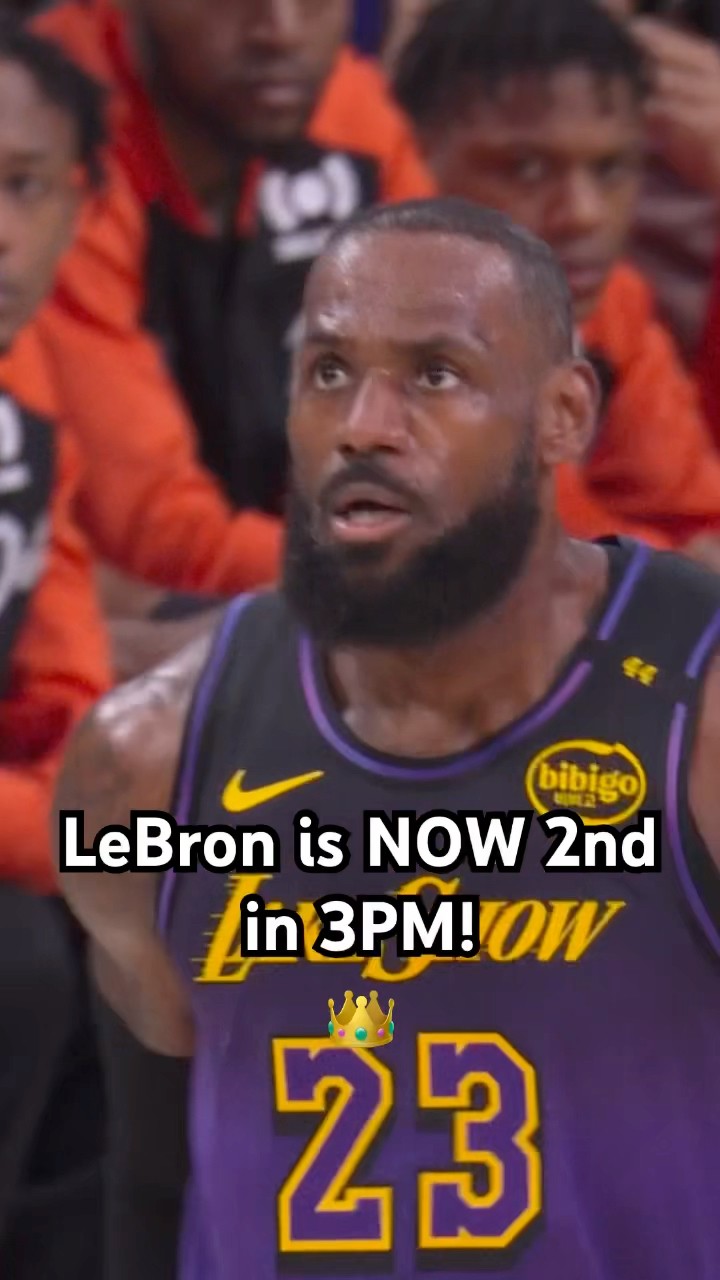 LeBron James moves into 2nd place in 3-pointers made in LA Laker history! ??|#Shorts