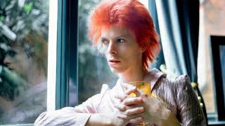 David Bowie The Johnnie Walker Lunchtime Show may 22 1972 ( audio )