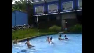 Lomba balap lari mundur