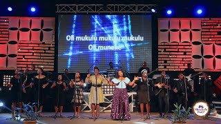 Download Lagu The Official Shachah Praise Performance Video - 2021. MP3