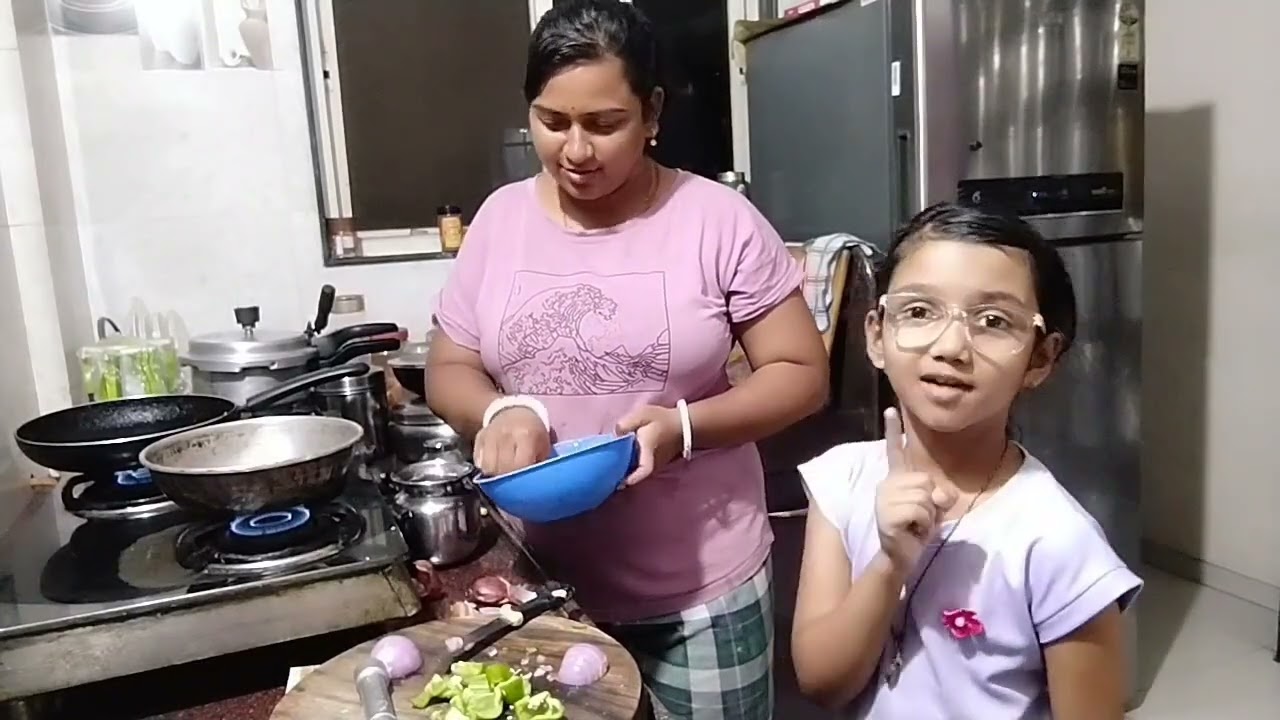 Rosha banawtey Paneer Chilly 