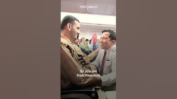 Indonesian pilot greets Palestinian passenger on plane