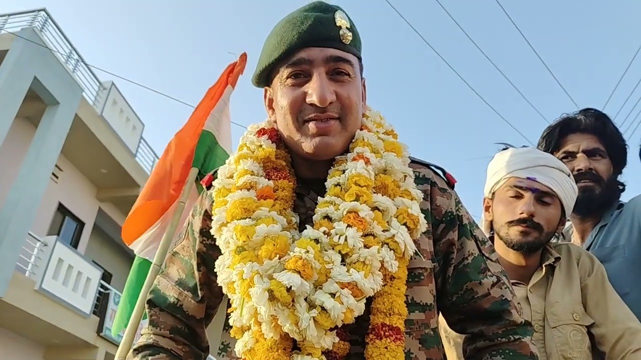ताखलसर के असलम खान 23साल देश सेवा के बाद रामगढ़ पहुंचे