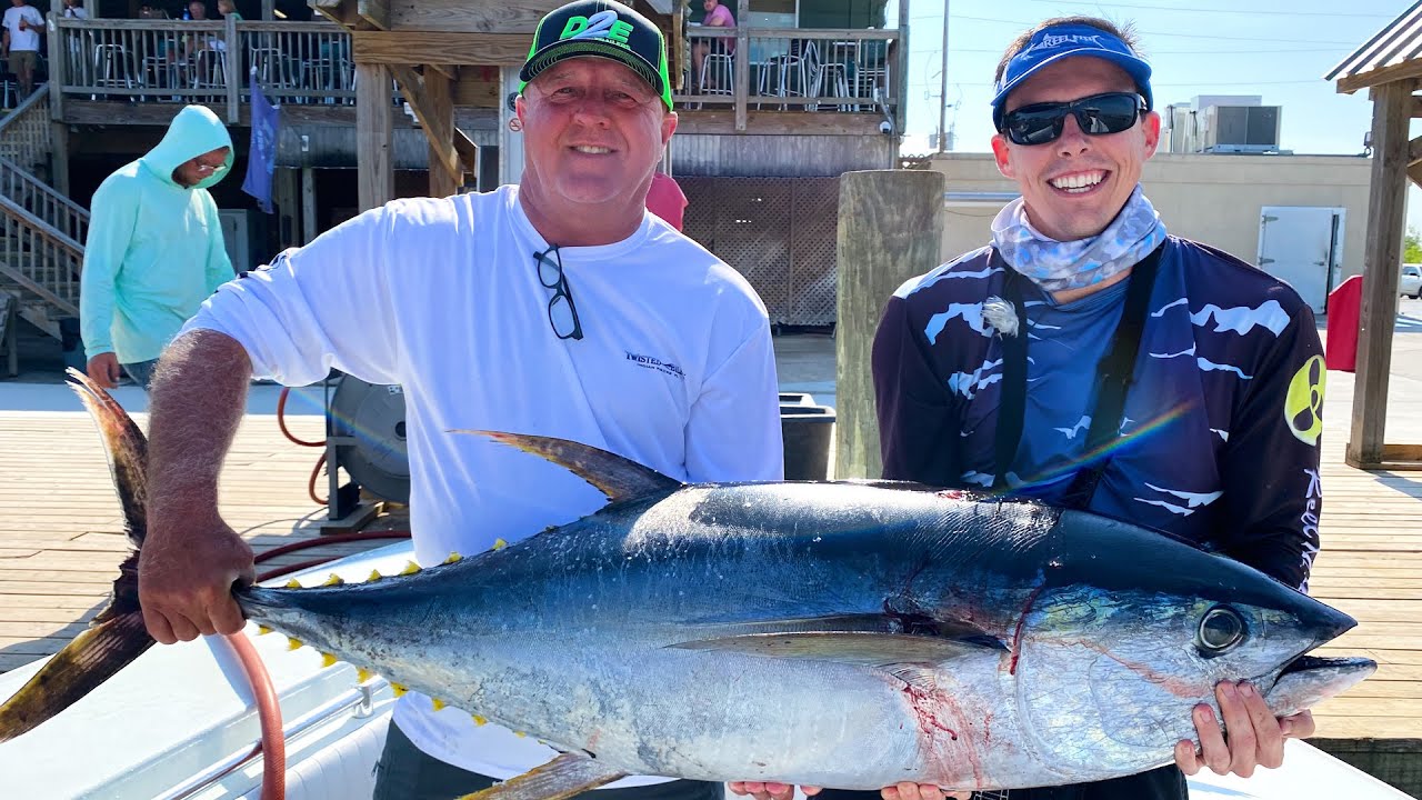 Catching my FIRST Yellowfin Tuna Venice, Louisiana Live Bait