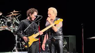 David Lee Roth - Ain&#39;t Talkin&#39; &#39;bout Love (Van Halen song) - Live Hard Rock AC
