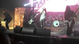 Arch Enemy - War Eternal(live)