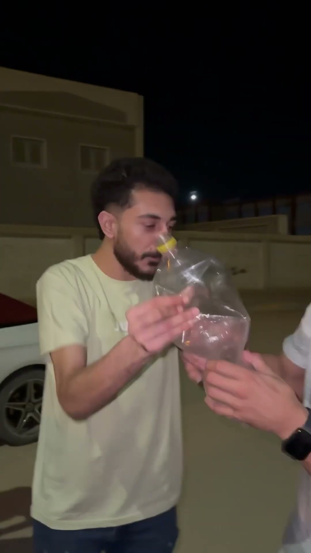 مكنتش متوقع انو هيبهدل عربيتي ??