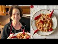Discover fileja pasta with Tropea onion and pepper sauce | Pasta Grannies
