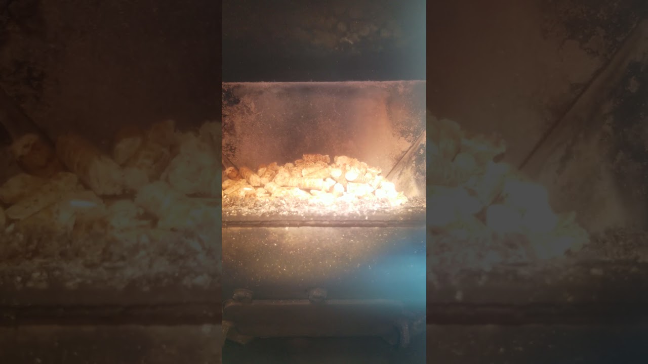 pellet stove lighting up dropping pellets pleaae help YouTube