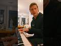 Mendy Twersky Sings His New Song Vinkel מנדי טוורסקי ווינקל 