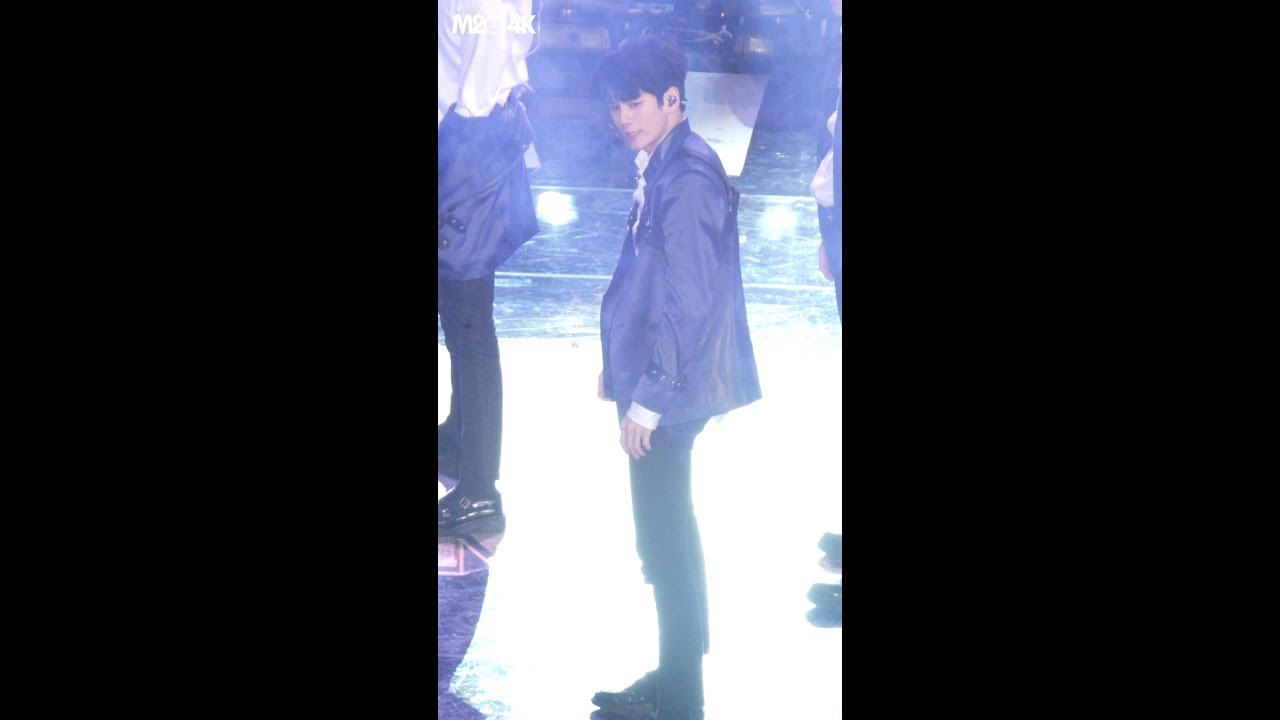 181014 워너원 WannaOne 옹성우 ( Boomerang 부메랑 ) BBQ 슈퍼콘서트 4K