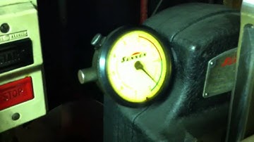 Checking rods for roundness