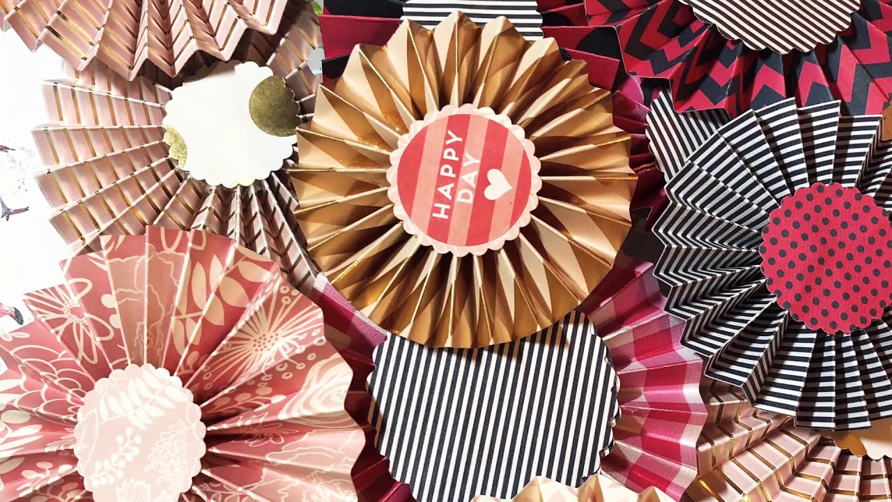 How to Make Crepe Paper Rosettes - FeltMagnet