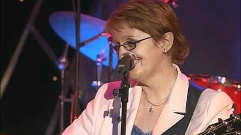 Isla Grant - Medley Live Concert