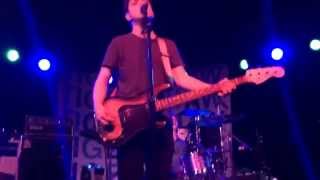 SOMOS - Familiar Theme (live)
