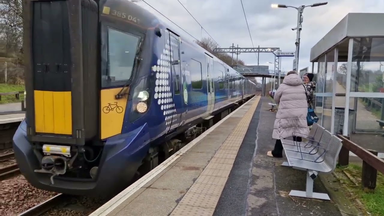 Trains At Greenfaulds 18/01/25