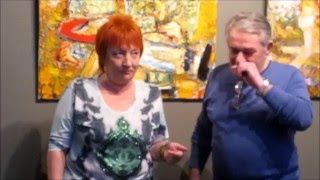 Хасай Алиев. Ирина Сутормина на выставке Хасая Алиева