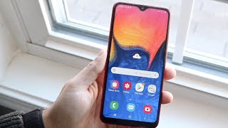 Samsung Galaxy A10 In 2025! (Still Worth it?) (Review)