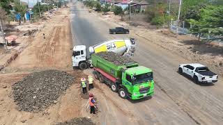 Pushing Rock Loading Dump Trucks Are Removed From Construction Using Skill Work Dozer KOMATSU D60P