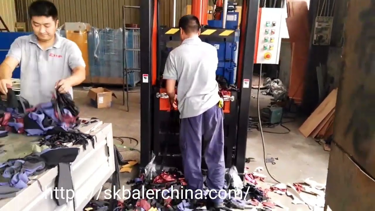 SKBALER’s vertical textile baler machines