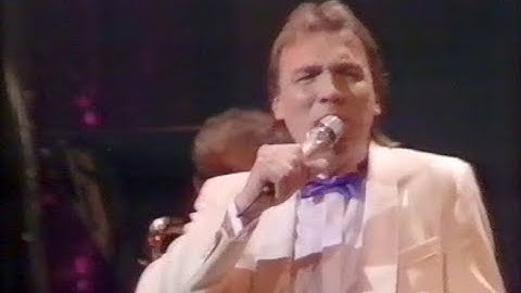 Vikingarna - Hela Veckan Längtar Jag Till Fredag (Grammisgalan 1987)