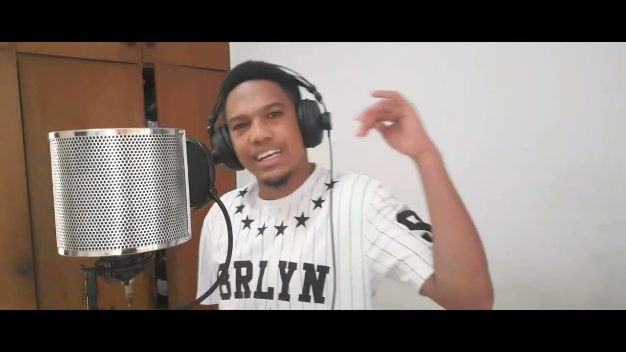 Laat Jou Speakerse Pomp - Juno B Verse