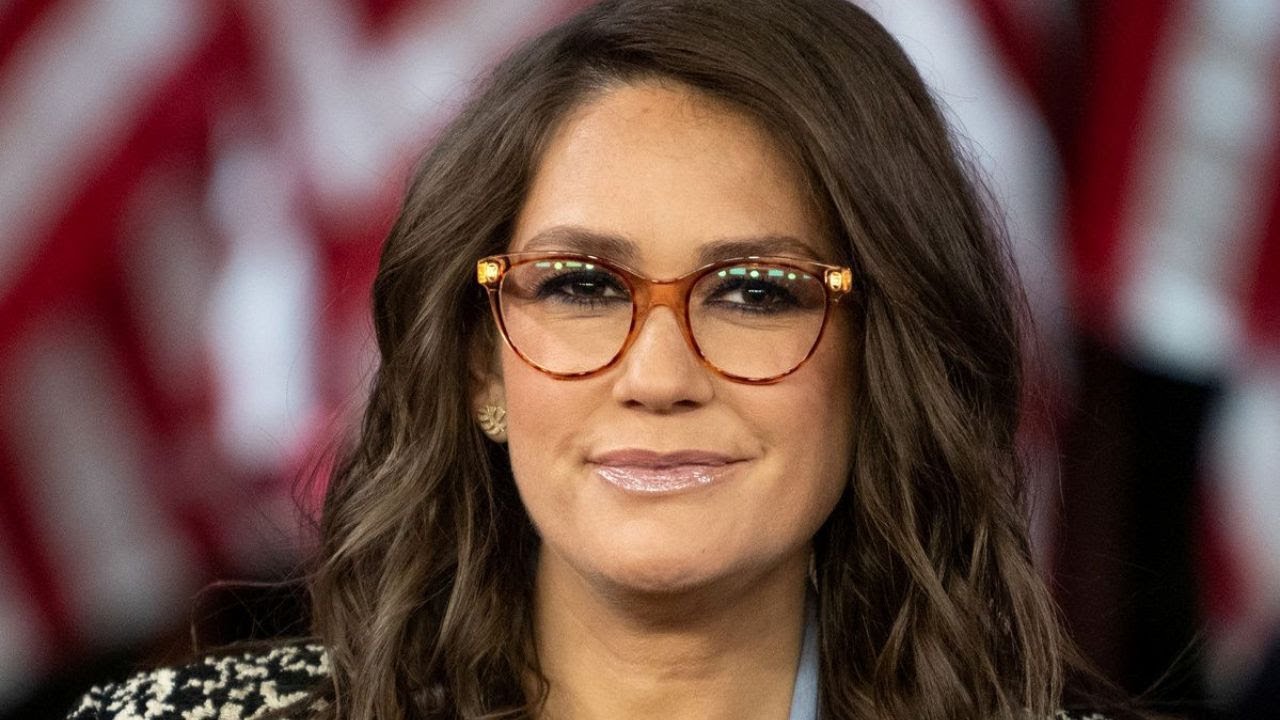 Jessica Tarlov, 41, Her Bikini Photo Leaves Nothing To Imagination—Proof In Pic - YouTube