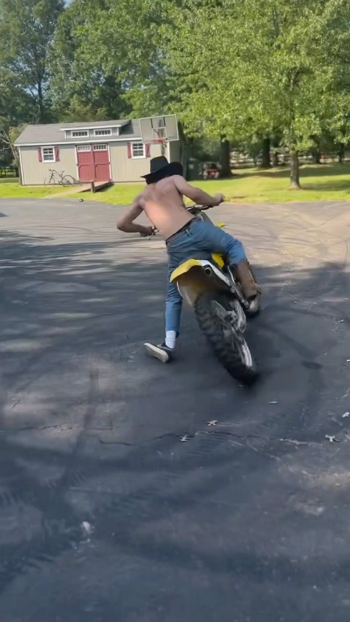 #JasonDeruloTV // Dirtbike ? #GotPermissionToPost From @backyardpitters2576 #SlowLow