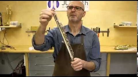 ALIGN THE FLUTE BODY