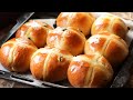Fluffy hot cross buns recipe | Easter recipes